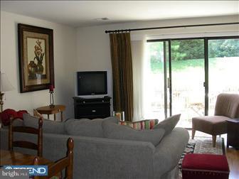 731 Wynnewood Road, Unit 36 Ardmore, PA 19003 - Photo 4 of 8 Living Room
