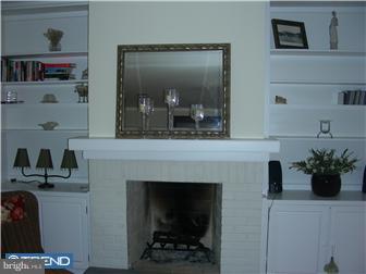 731 Wynnewood Road, Unit 36 Ardmore, PA 19003 - Photo 5 of 8 Living Room