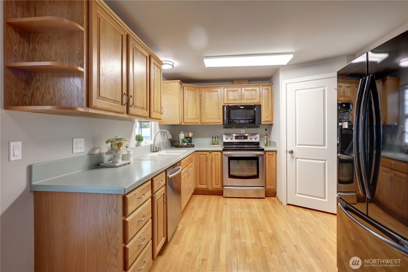 22426 3rd Place West Bothell, WA 98021 - Photo 6 of 27