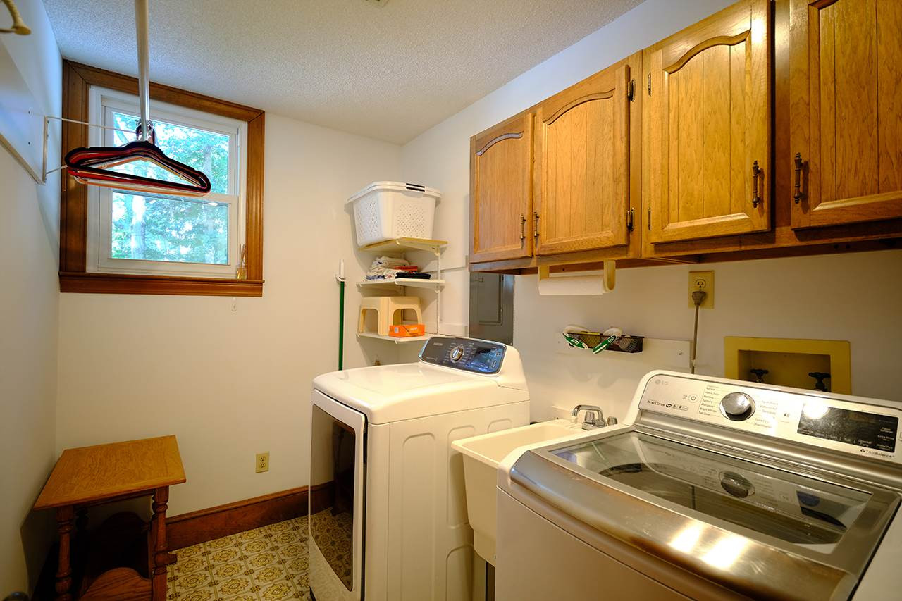 9317 Springdale Drive Raleigh, NC 27613 - Photo 12 of 30 Laundry