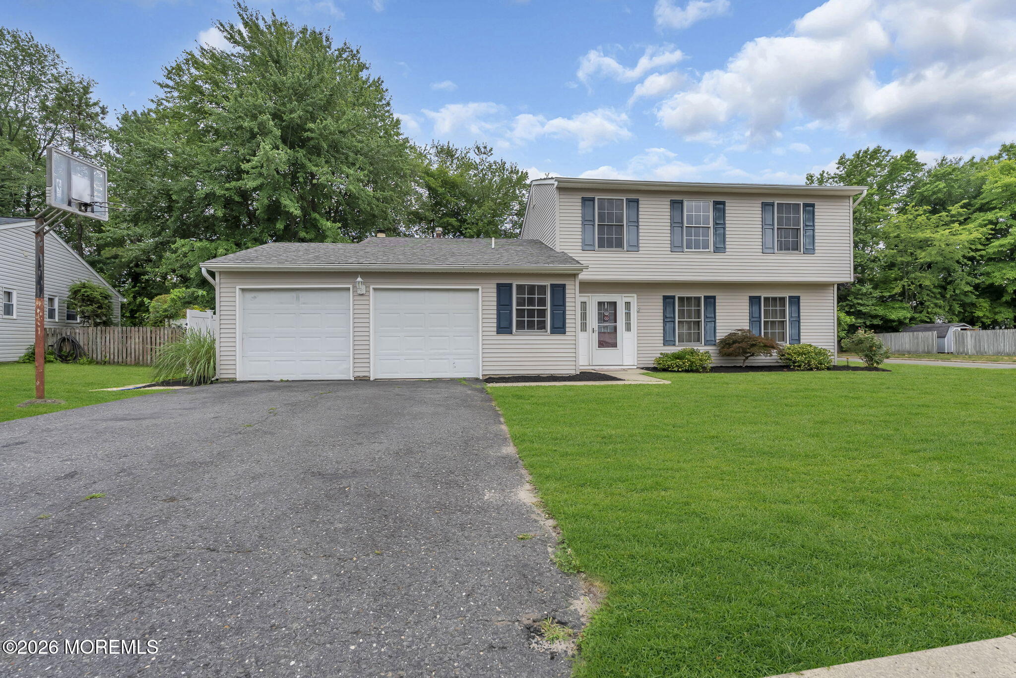 100 Appletree Road Howell, NJ 07731 - Photo 3 of 27 100 S Appletree Road