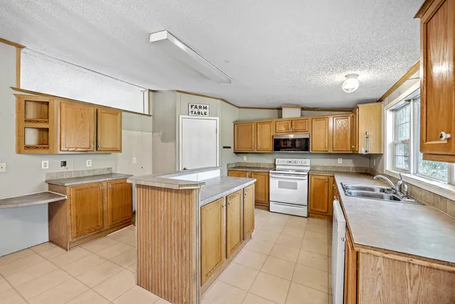 $150,000 | 205 O C 2183, North, SC 29112