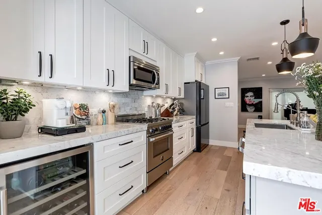 $2,275,000 | 7404 Kentwood Avenue, Los Angeles, CA 90045