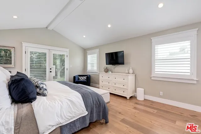 $2,275,000 | 7404 Kentwood Avenue, Los Angeles, CA 90045