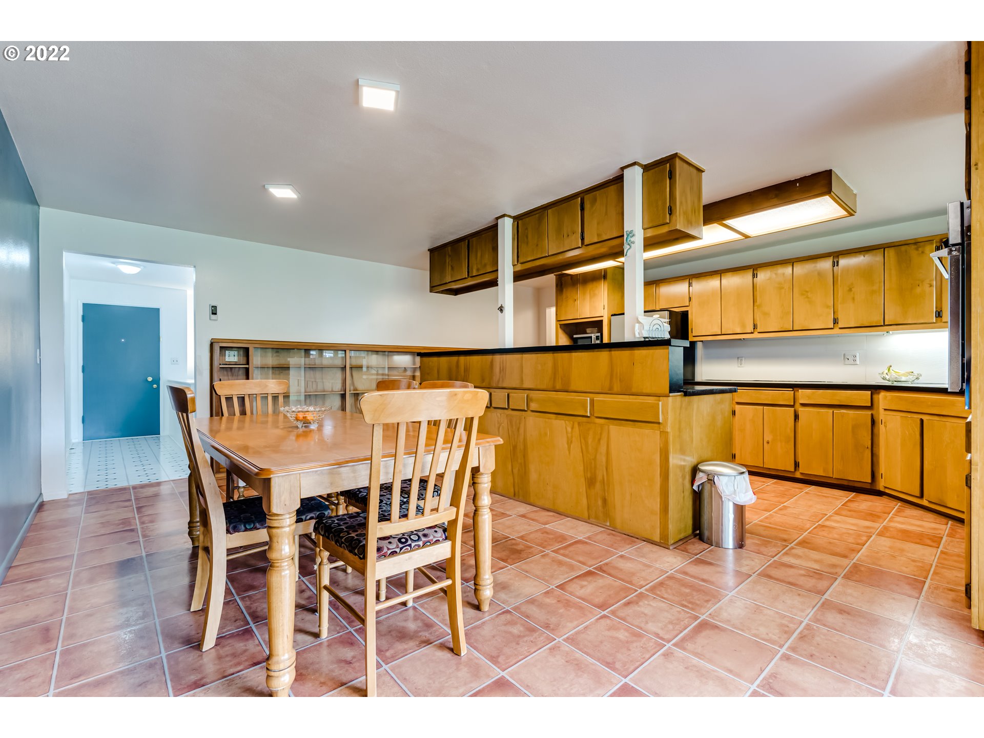 345 Mansfield Street Springfield, OR 97477 - Photo 11 of 31 a view of a dining area with furniture