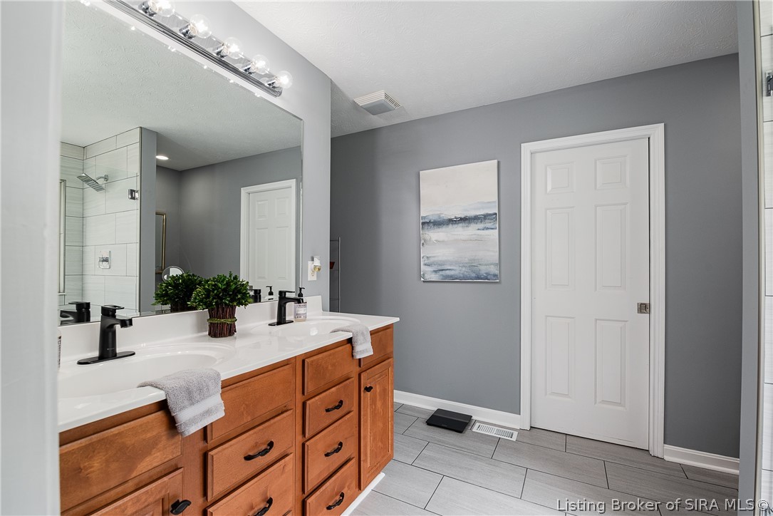 4652 Brush College Road Floyds Knobs, IN 47119 - Photo 14 of 41