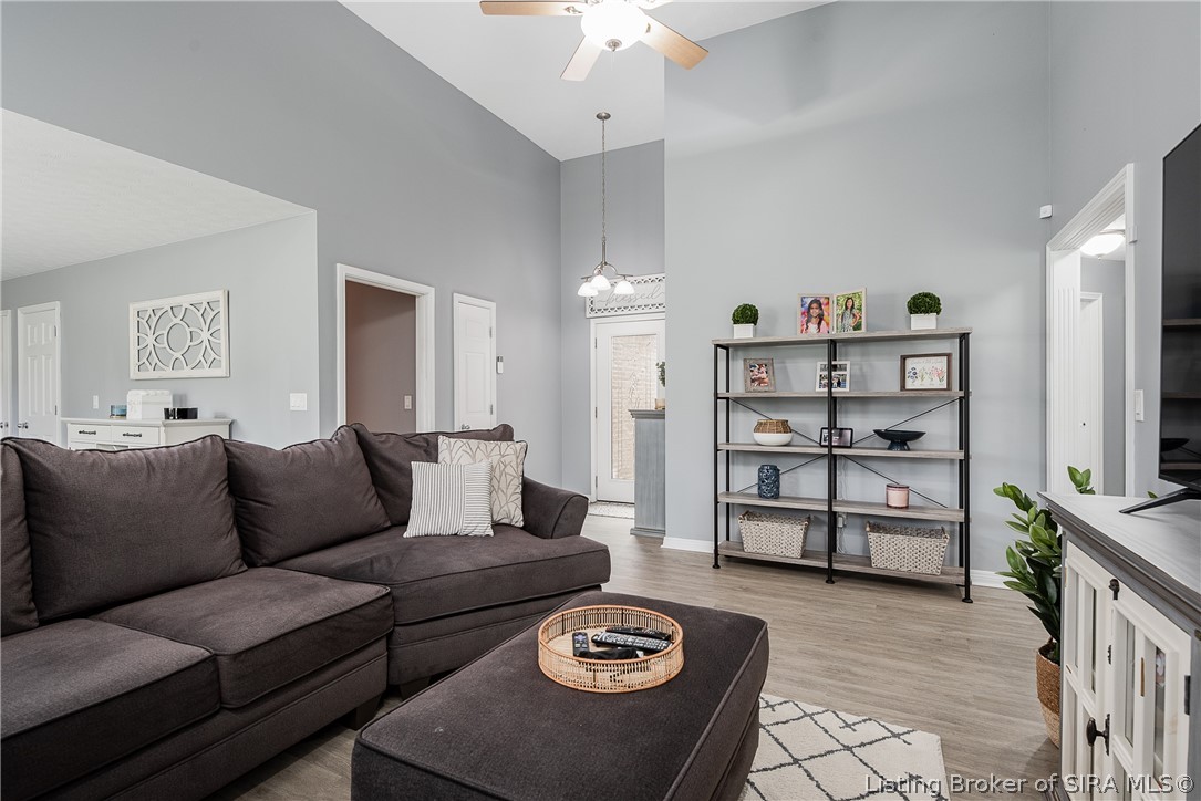 4652 Brush College Road Floyds Knobs, IN 47119 - Photo 5 of 41