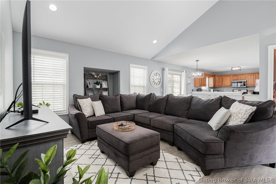 4652 Brush College Road Floyds Knobs, IN 47119 - Photo 6 of 41