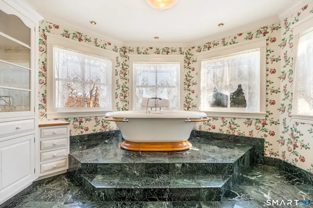 $1,650,000 | 143 Dorman Road, Oxford, CT 06478