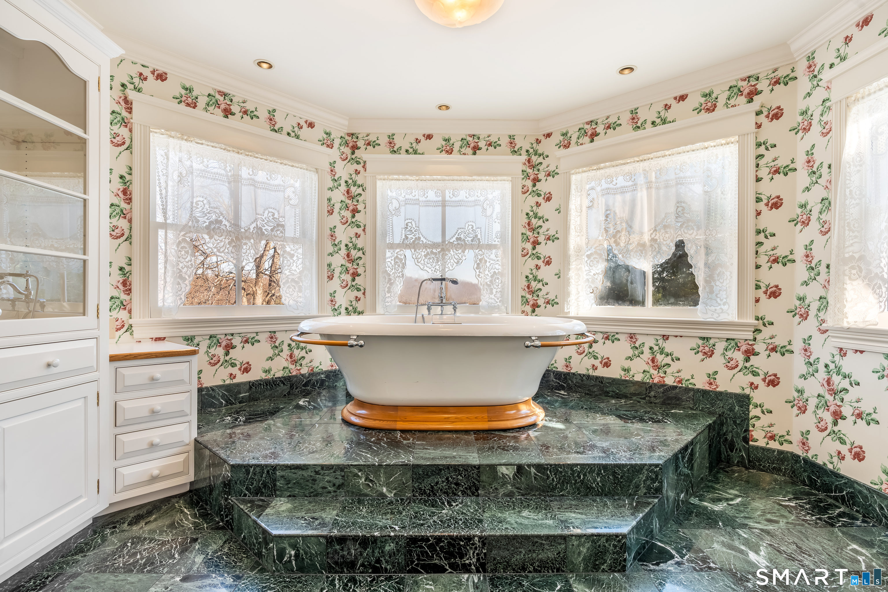 143 Dorman Road Oxford, CT 06478 - Photo 20 of 40