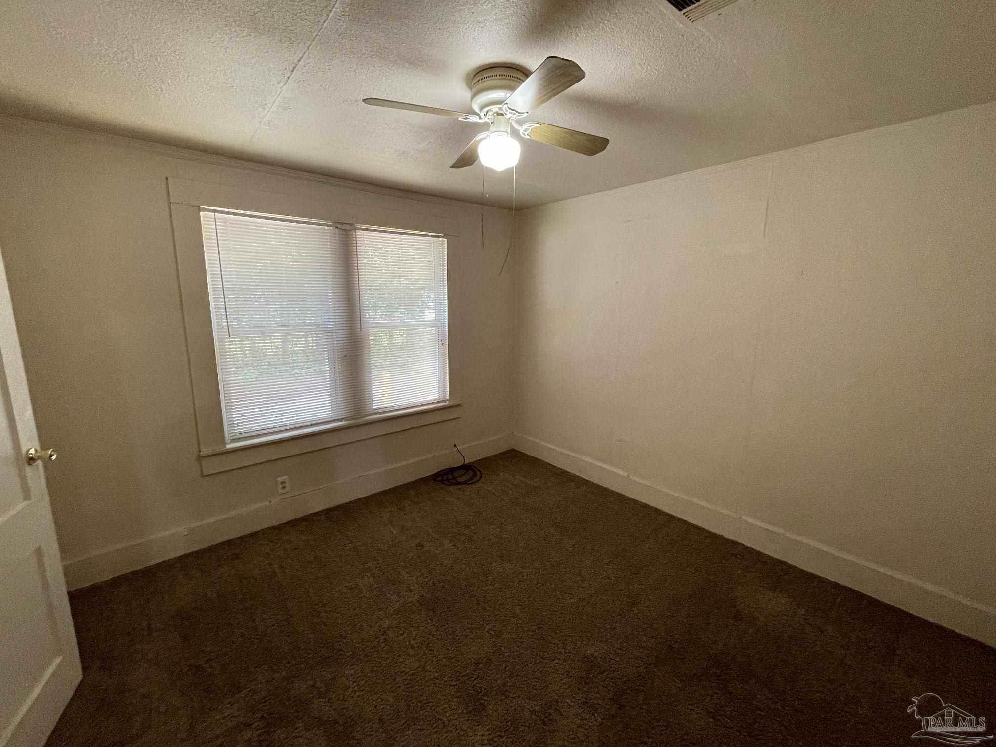 907 North 57th Avenue, Unit 907 Pensacola, FL 32506 - Photo 11 of 34