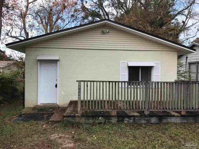 $223,900 | 907 North 57th Avenue, Unit 907, Pensacola, FL 32506