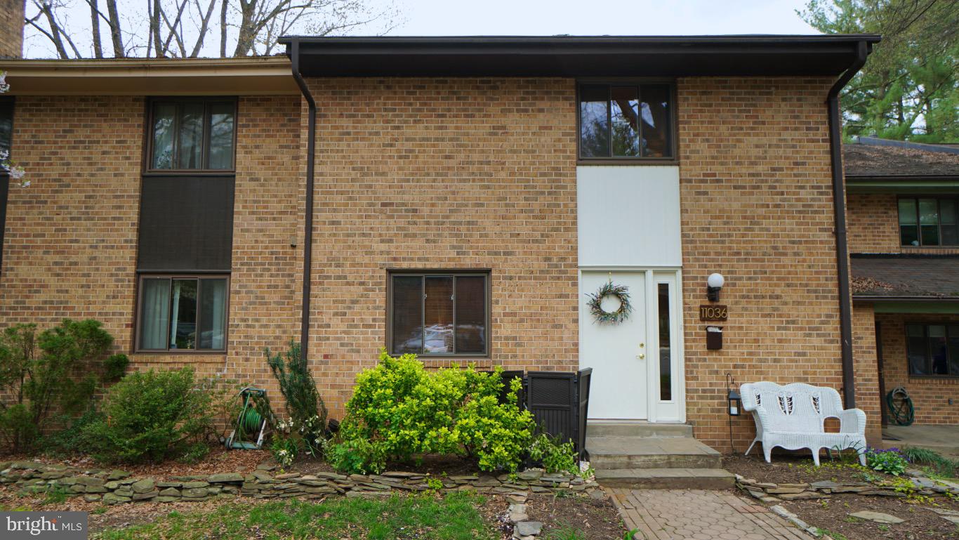 11036 Saffold Way Reston, VA 20190 - Photo 2 of 46