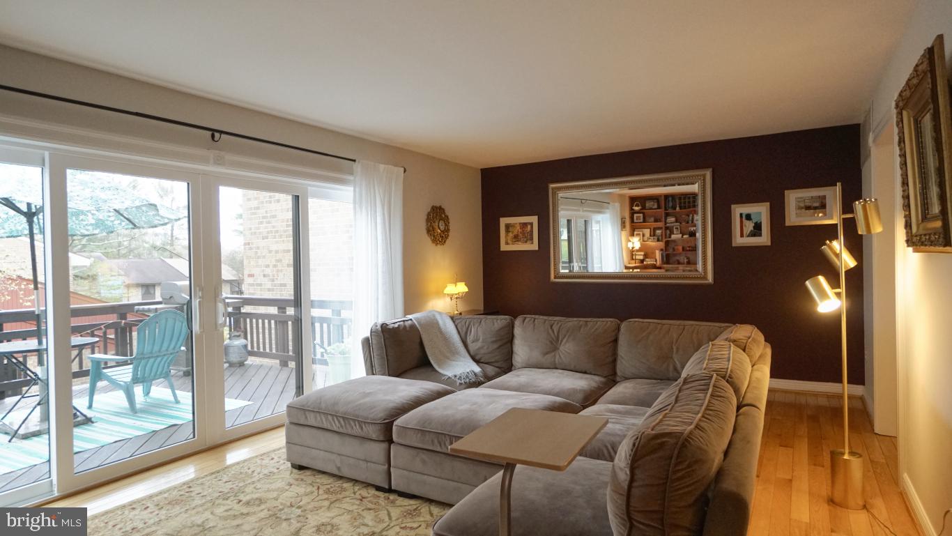 11036 Saffold Way Reston, VA 20190 - Photo 22 of 46 Living Room