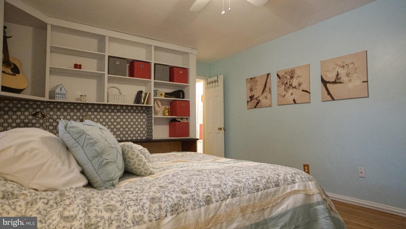 11036 Saffold Way Reston, VA 20190 - Photo 25 of 46 Bedroom - Master