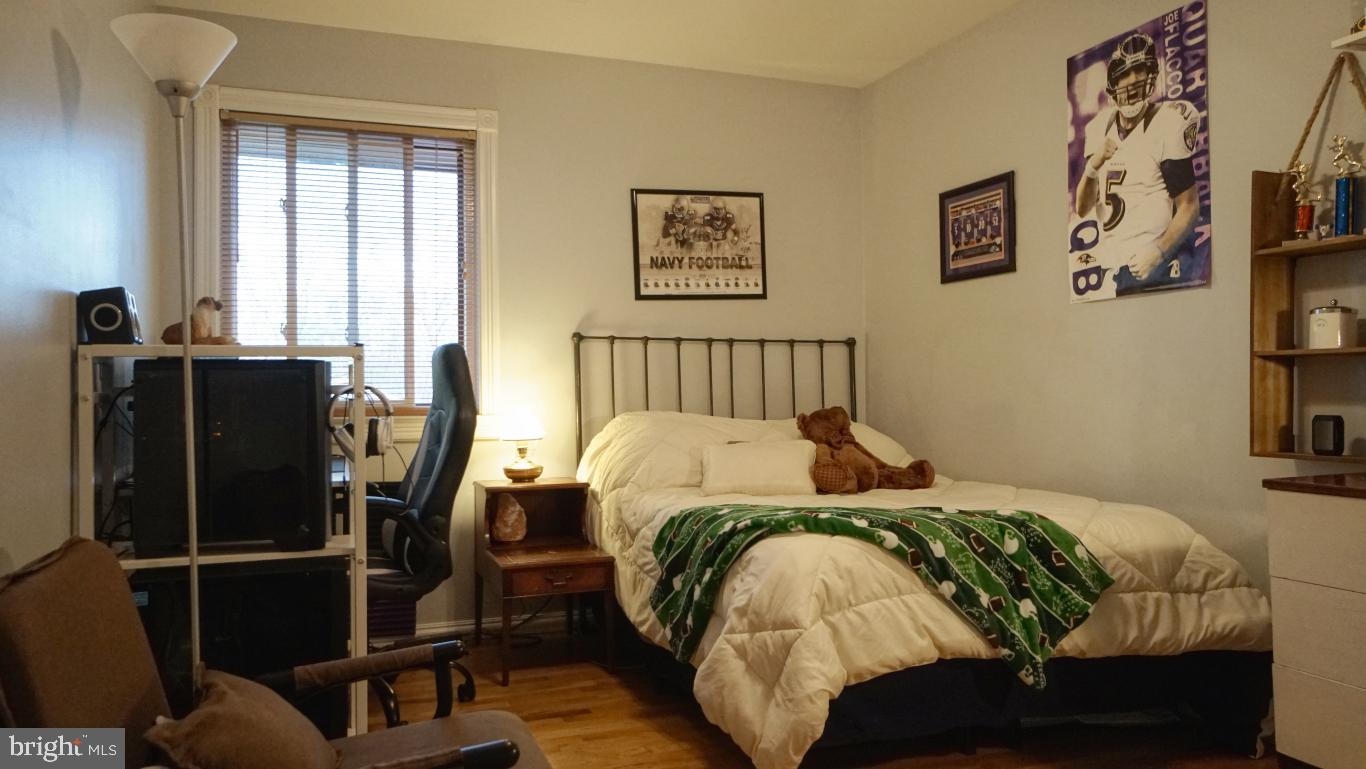 11036 Saffold Way Reston, VA 20190 - Photo 29 of 46 Bedroom - Guest