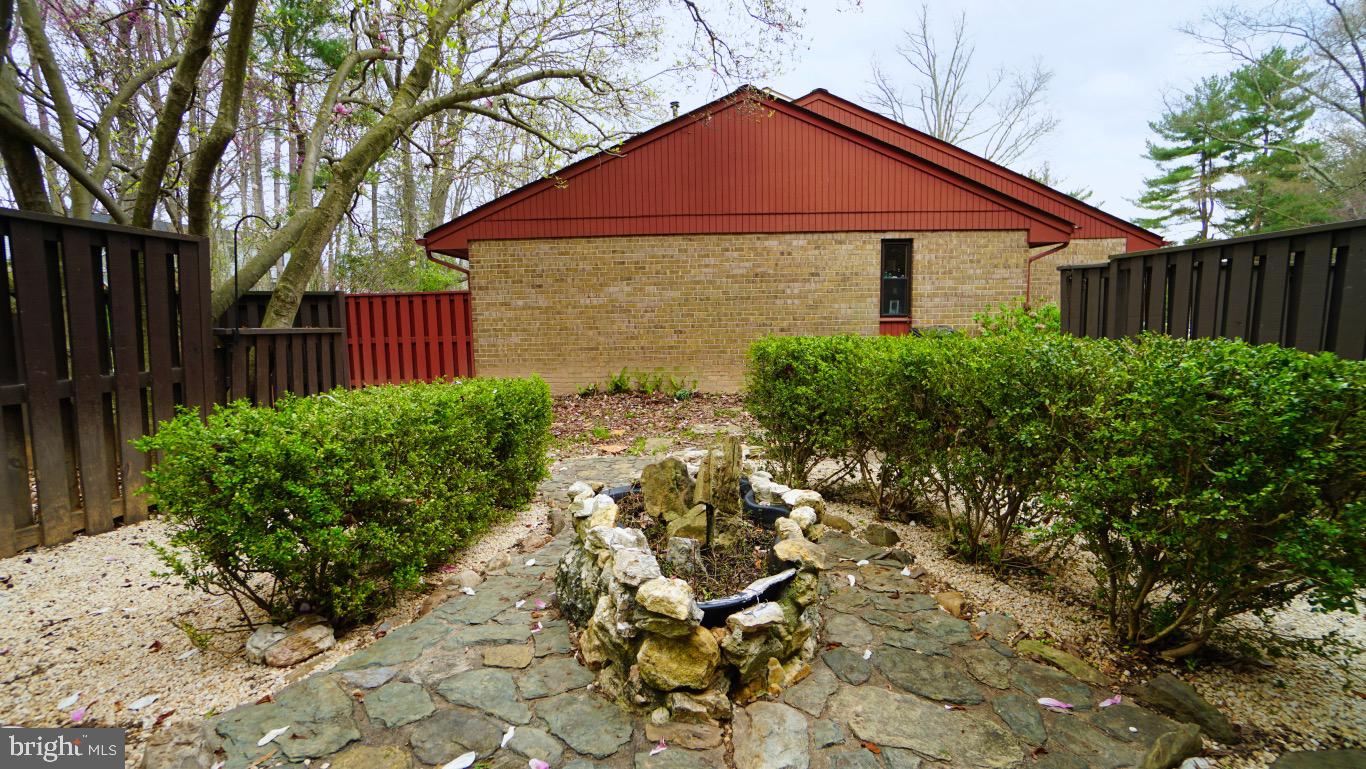 11036 Saffold Way Reston, VA 20190 - Photo 44 of 46 Rear View