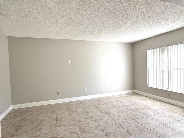 $2,198 | 606 Sandy Creek Drive, Brandon, FL 33511