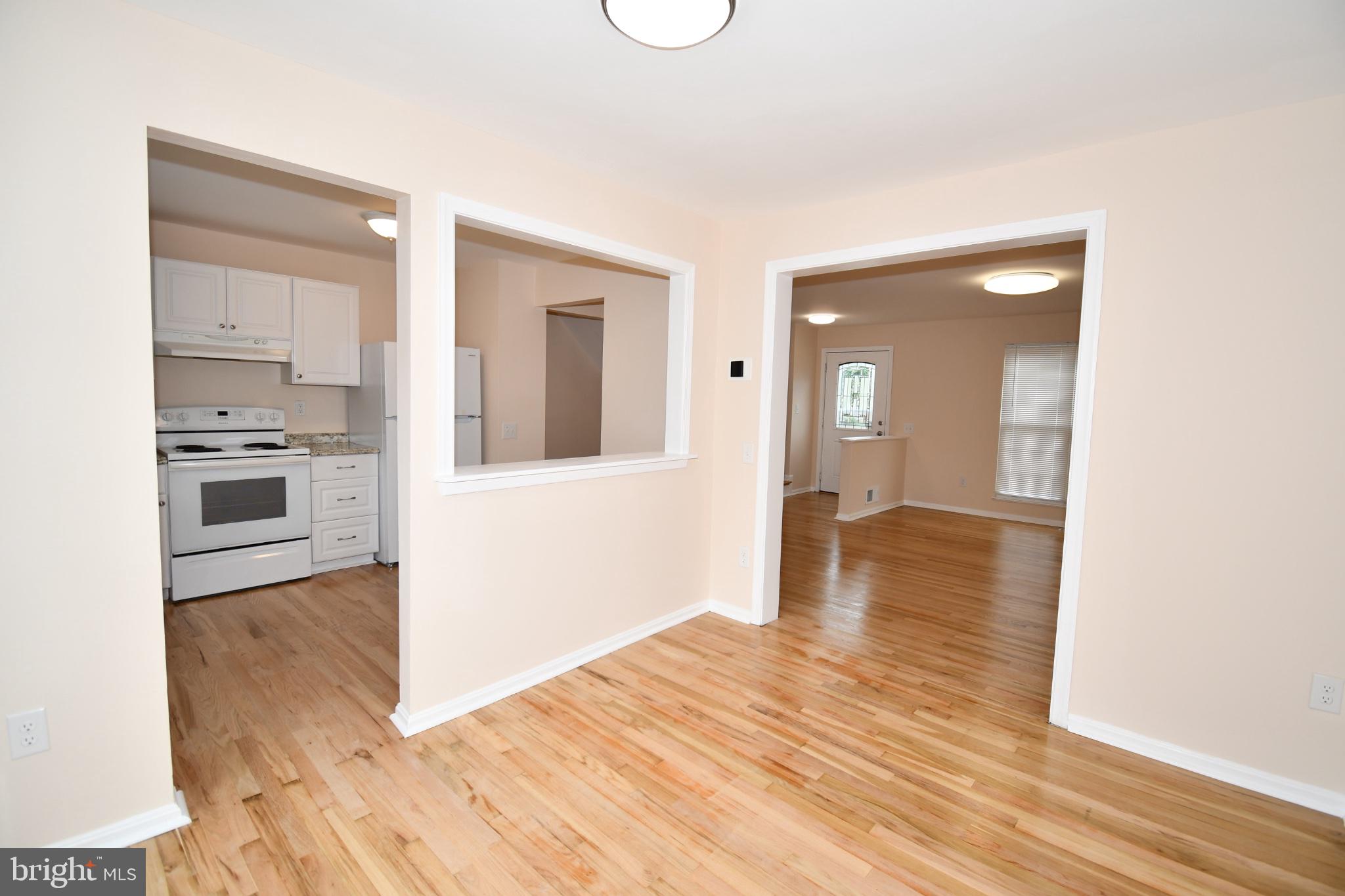 1666 Colonial Way Frederick, MD 21702 - Photo 19 of 62 Bright and airy open living space.
