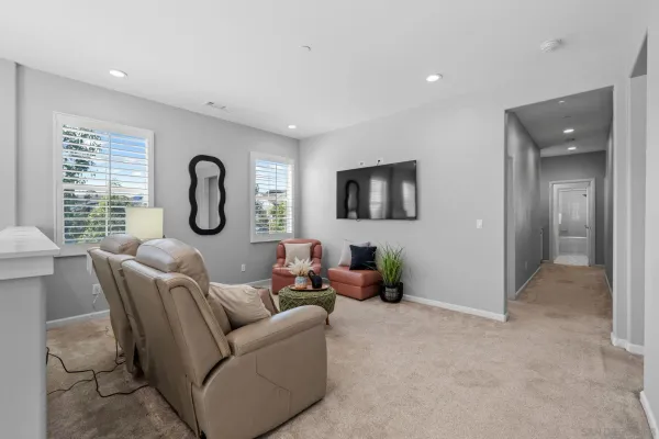 $1,800,000 | 13348 Camelia Way, San Diego, CA 92130