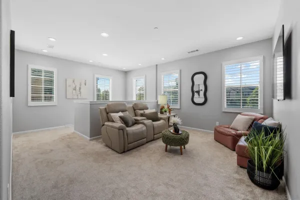 $1,800,000 | 13348 Camelia Way, San Diego, CA 92130