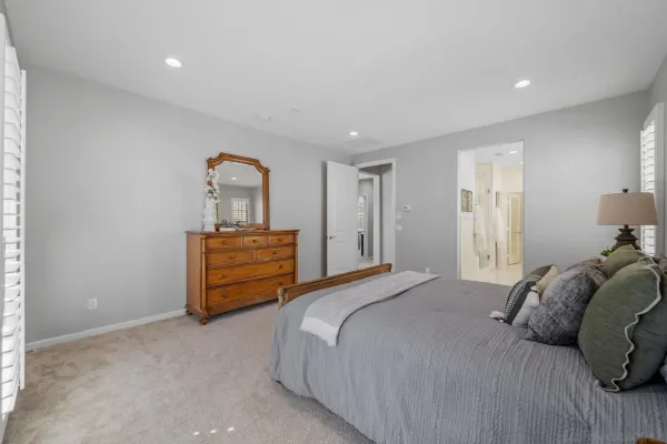 $1,800,000 | 13348 Camelia Way, San Diego, CA 92130