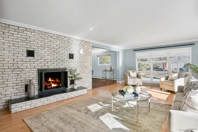 $1,395,000 | 60 Overhill Road, New Rochelle, NY 10804