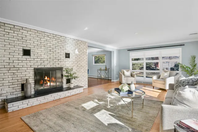 $1,395,000 | 60 Overhill Road, New Rochelle, NY 10804