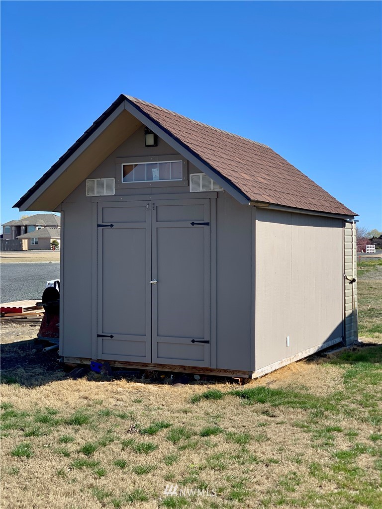 3426 Wild Goose Road Northeast Moses Lake, WA 98837 - Photo 7 of 8 Gallery Image 7