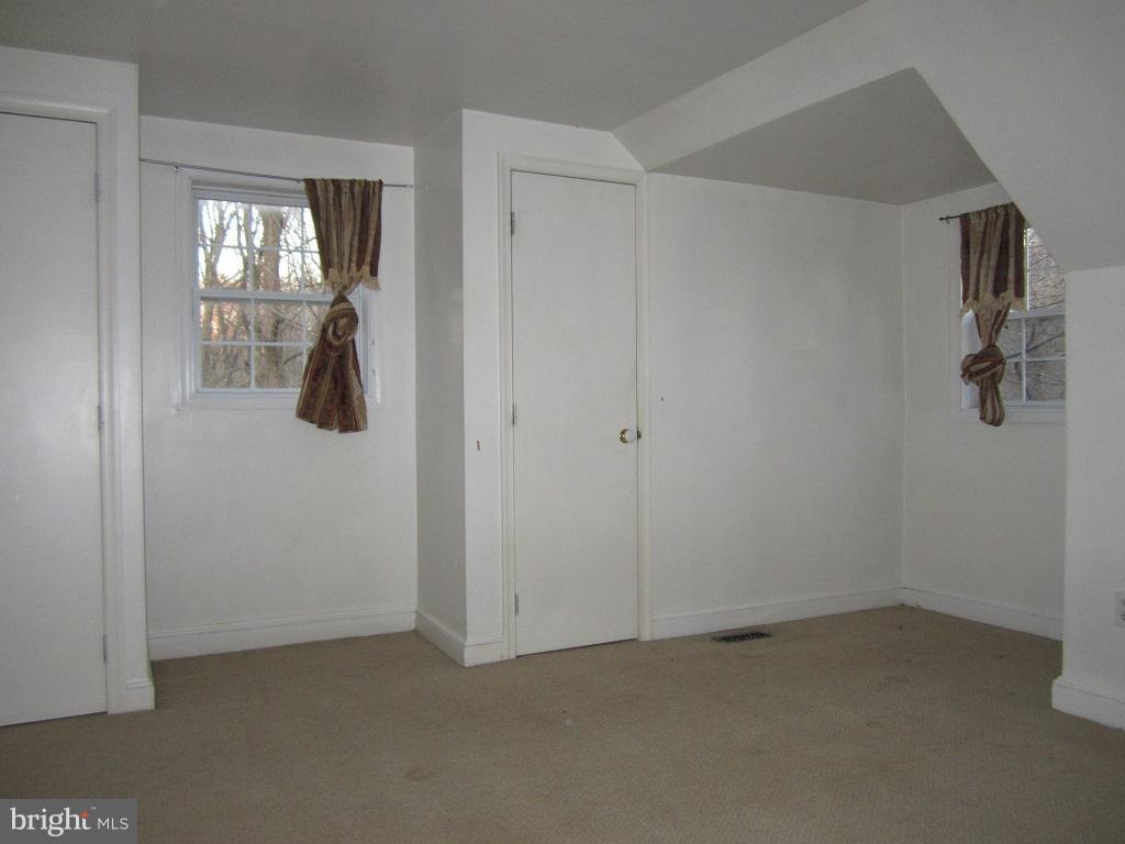 15520 Comus Road Clarksburg, MD 20871 - Photo 11 of 14 Bedroom 1