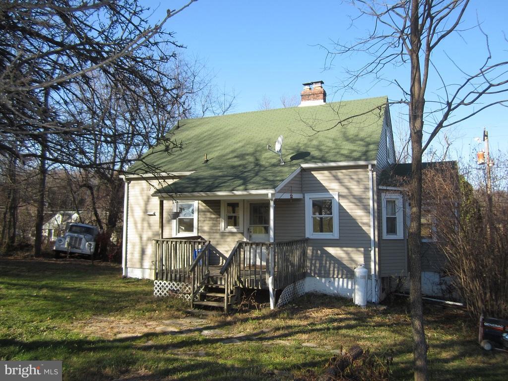 15520 Comus Road Clarksburg, MD 20871 - Photo 4 of 14 Exterior (Rear)