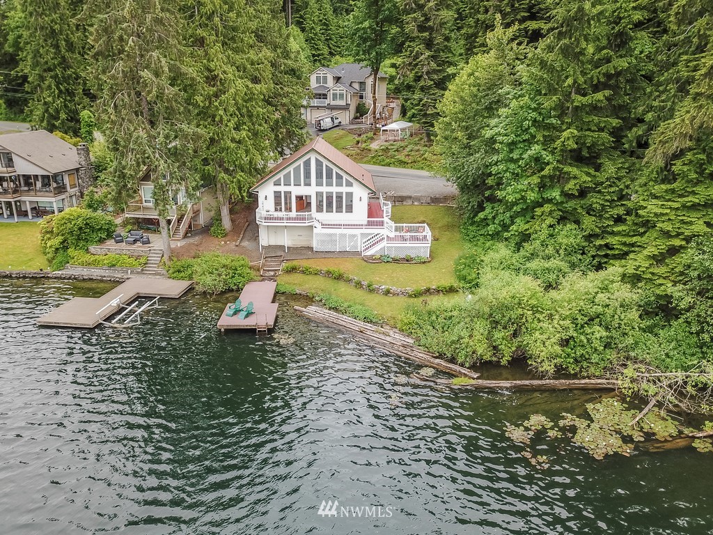 24009 South Lake Roesiger Road Snohomish, WA 98290 - Photo 2 of 25