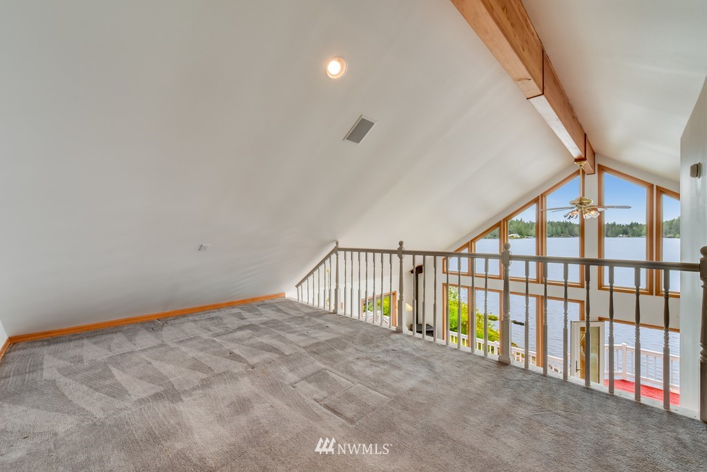24009 South Lake Roesiger Road Snohomish, WA 98290 - Photo 14 of 25