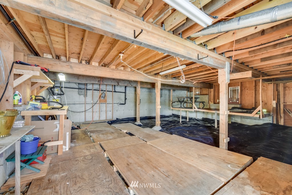 24009 South Lake Roesiger Road Snohomish, WA 98290 - Photo 15 of 25
