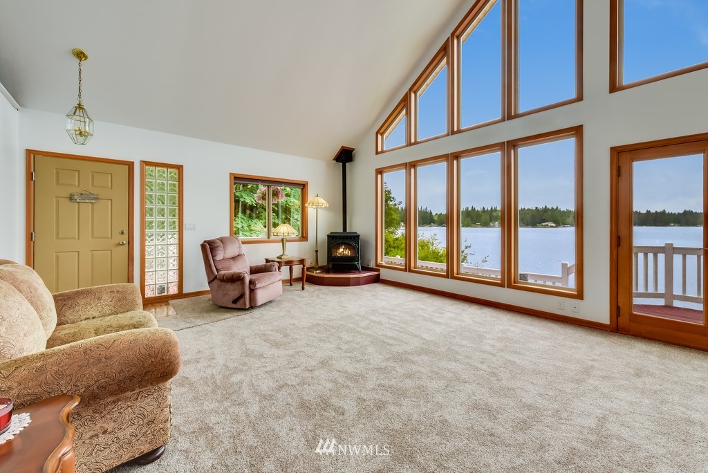 24009 South Lake Roesiger Road Snohomish, WA 98290 - Photo 5 of 25