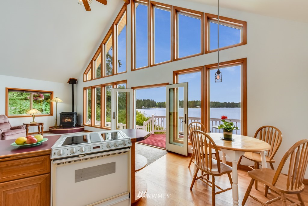 24009 South Lake Roesiger Road Snohomish, WA 98290 - Photo 7 of 25