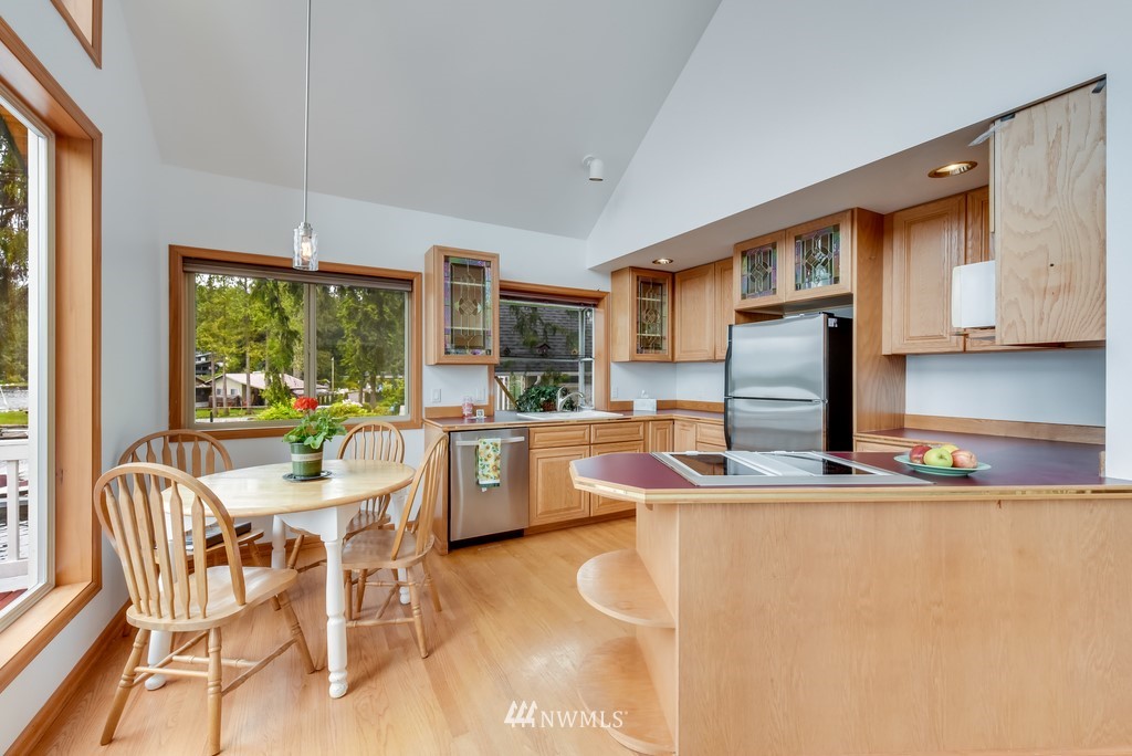 24009 South Lake Roesiger Road Snohomish, WA 98290 - Photo 8 of 25