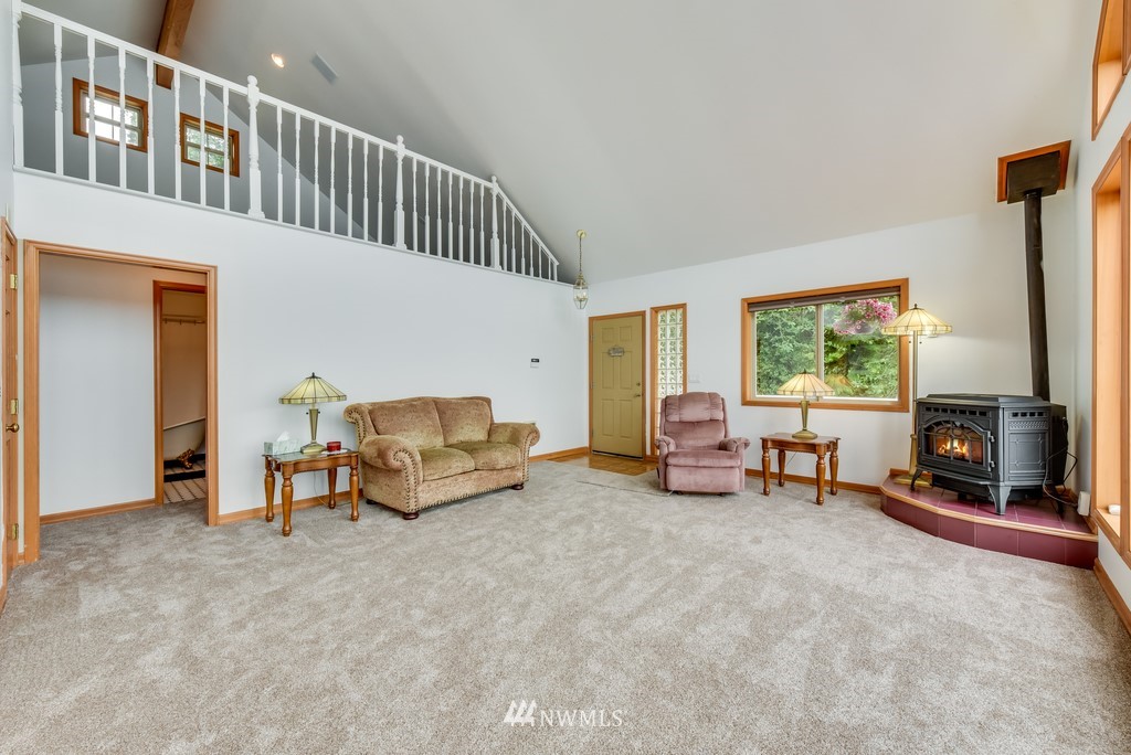 24009 South Lake Roesiger Road Snohomish, WA 98290 - Photo 9 of 25