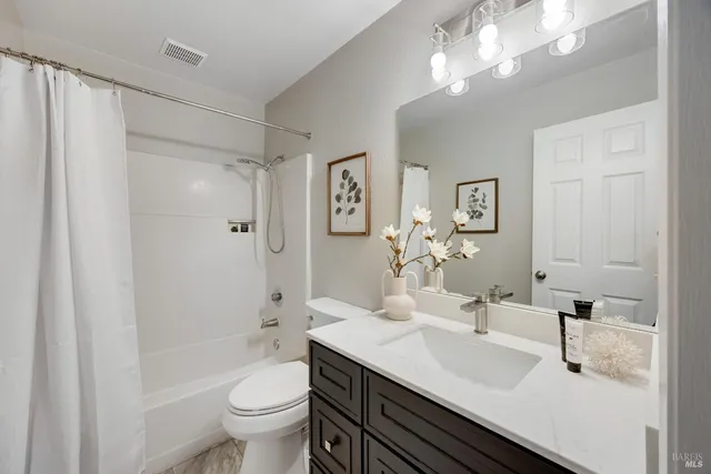 $579,000 | 5 Fargo Court, Rohnert Park, CA 94928