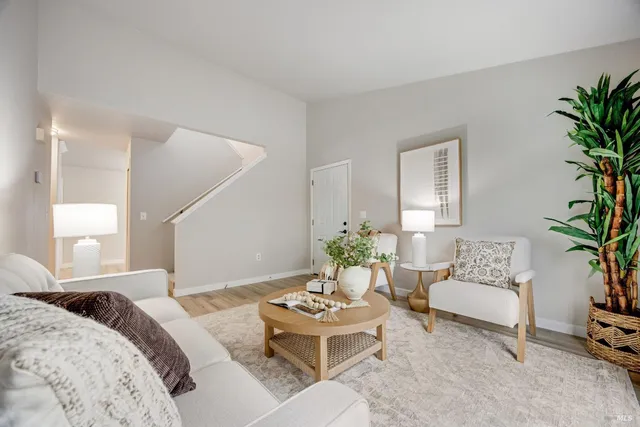 $579,000 | 5 Fargo Court, Rohnert Park, CA 94928