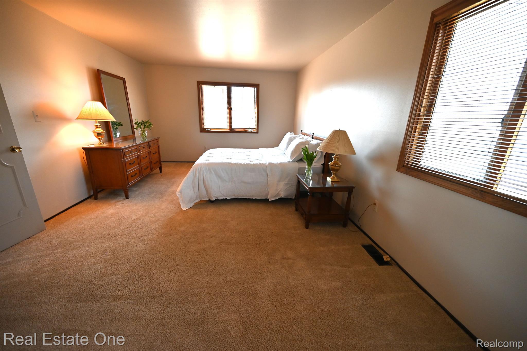 22622 Chestnut Tree Novi, MI 48375 - Photo 18 of 38 Gallery Image 18