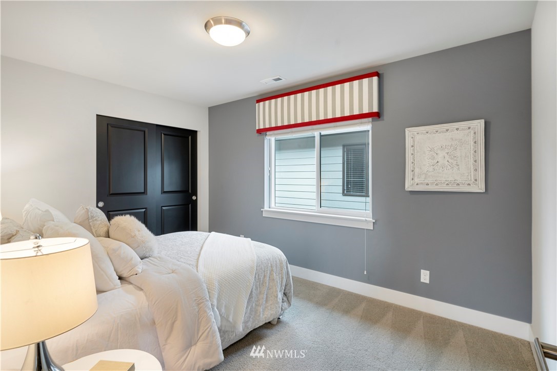 16907 1st Avenue West Bothell, WA 98012 - Photo 20 of 36 Gallery Image 20