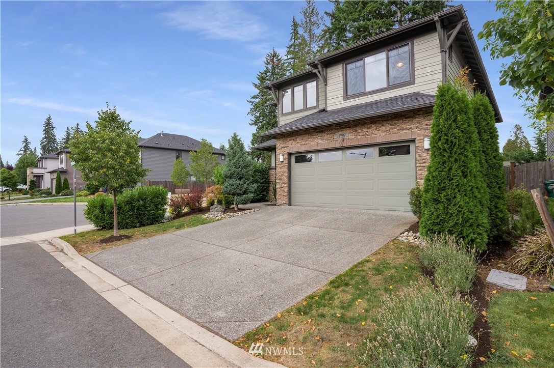 16907 1st Avenue West Bothell, WA 98012 - Photo 4 of 36 Gallery Image 4