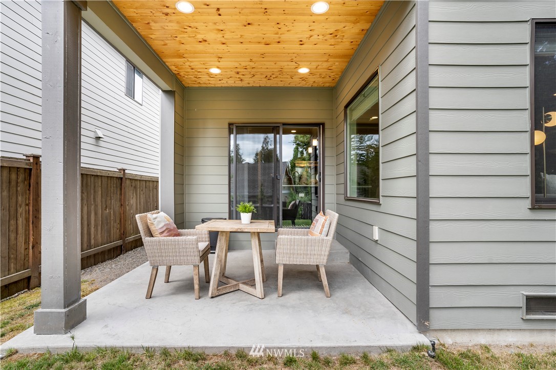 16907 1st Avenue West Bothell, WA 98012 - Photo 32 of 36 Gallery Image 32