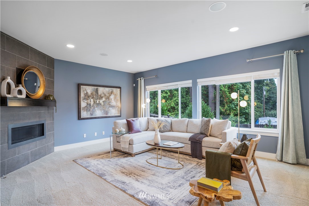 16907 1st Avenue West Bothell, WA 98012 - Photo 6 of 36 Gallery Image 6