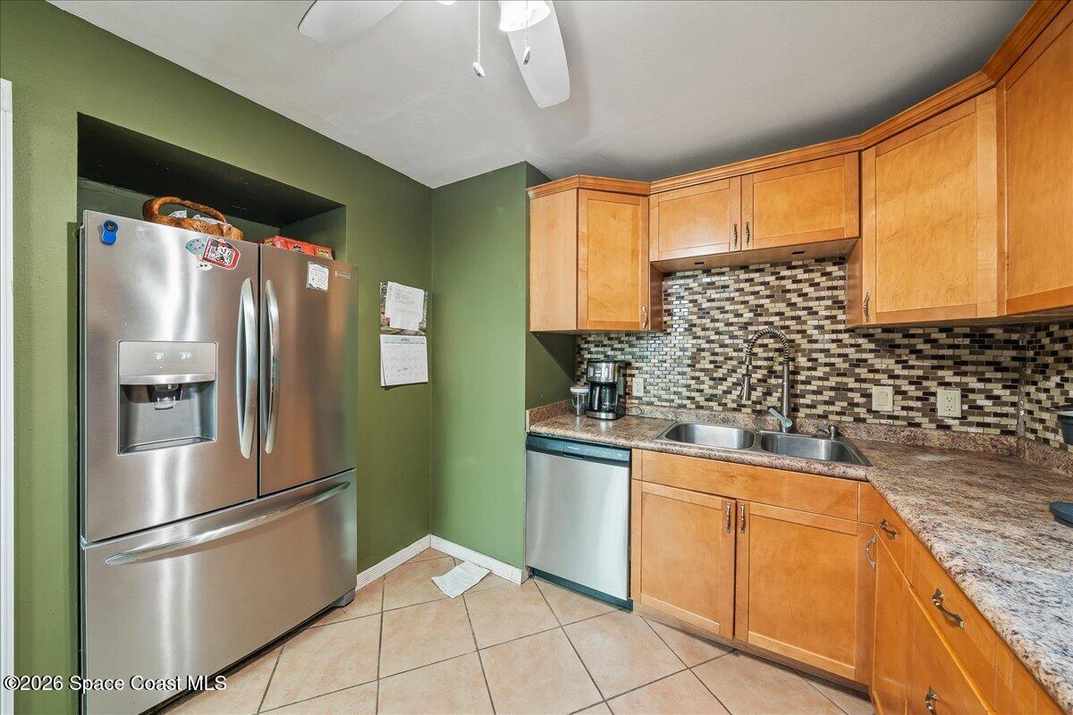 635 Jubilee Street Melbourne, FL 32940 - Photo 13 of 22 Stainless appliances