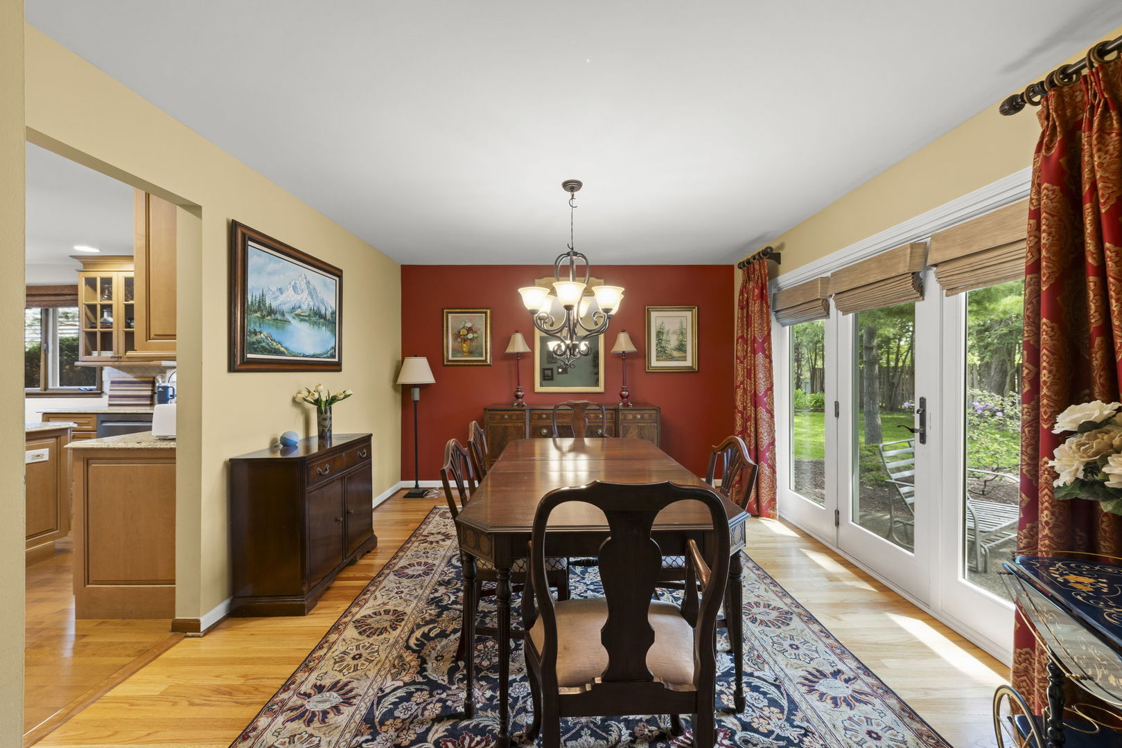 228 Pembroke Road Naperville, IL 60540 - Photo 13 of 41 Gallery Image 13