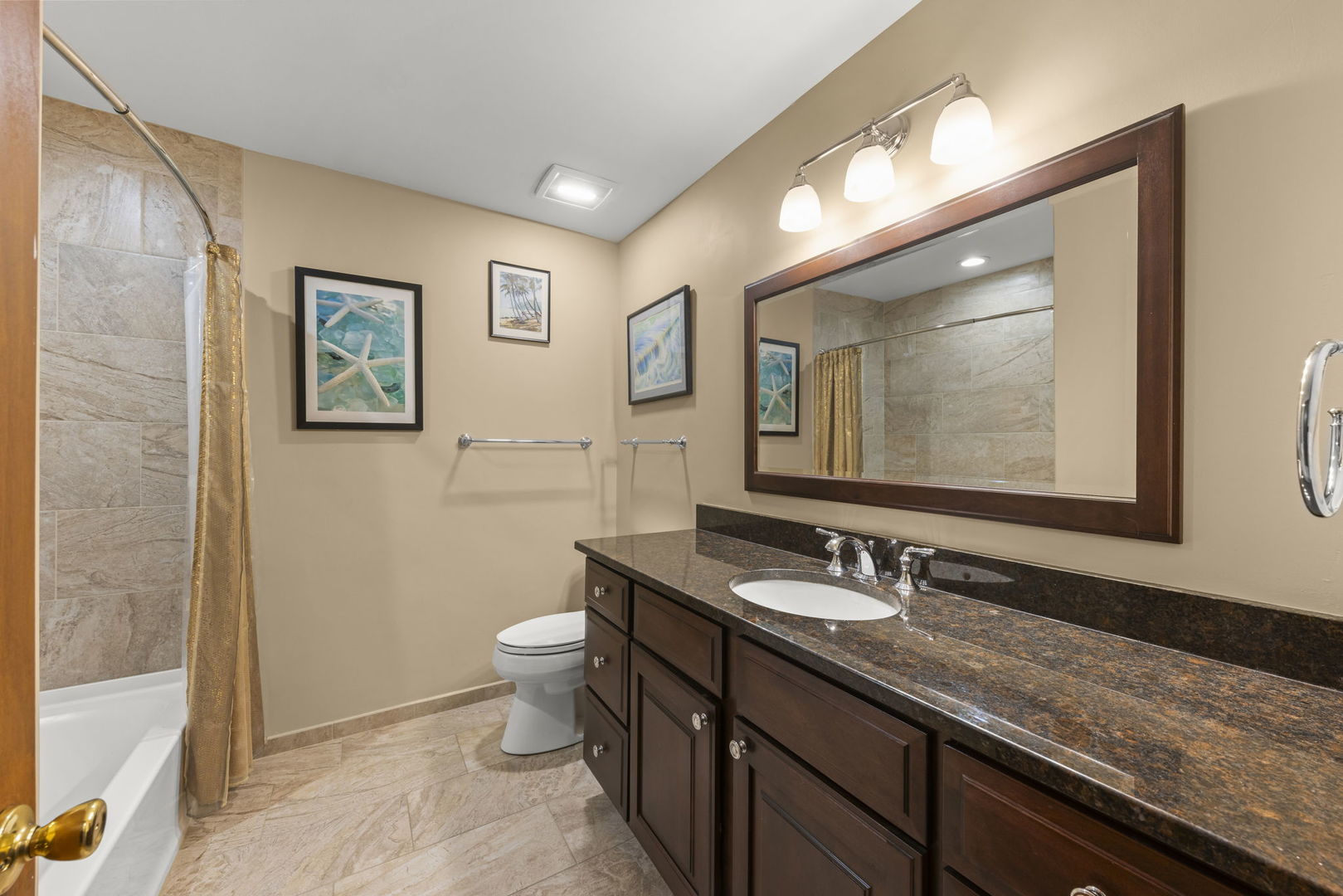 228 Pembroke Road Naperville, IL 60540 - Photo 25 of 41 Gallery Image 25