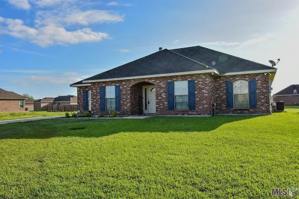 $225,000 | 121 Therease Drive, Vacherie, LA 70090