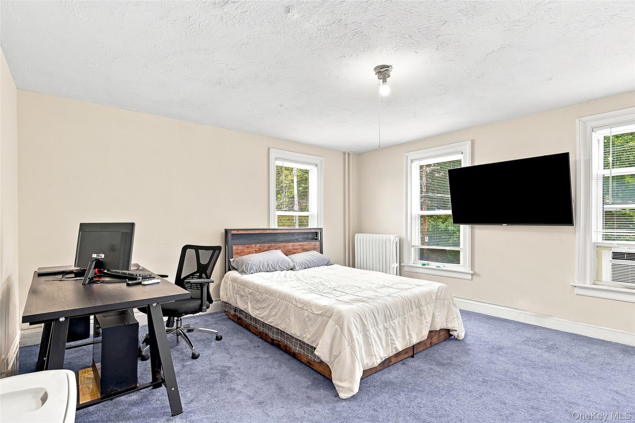1095 Boston Post Road Rye, NY 10580 - Photo 8 of 23 Second Flr Unit : Bedroom